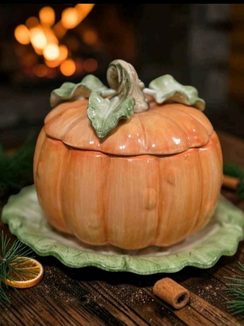 Fitz and Floyd Vegetable Garden Pumpkin Soup Bowl Lid Leaf Saucer